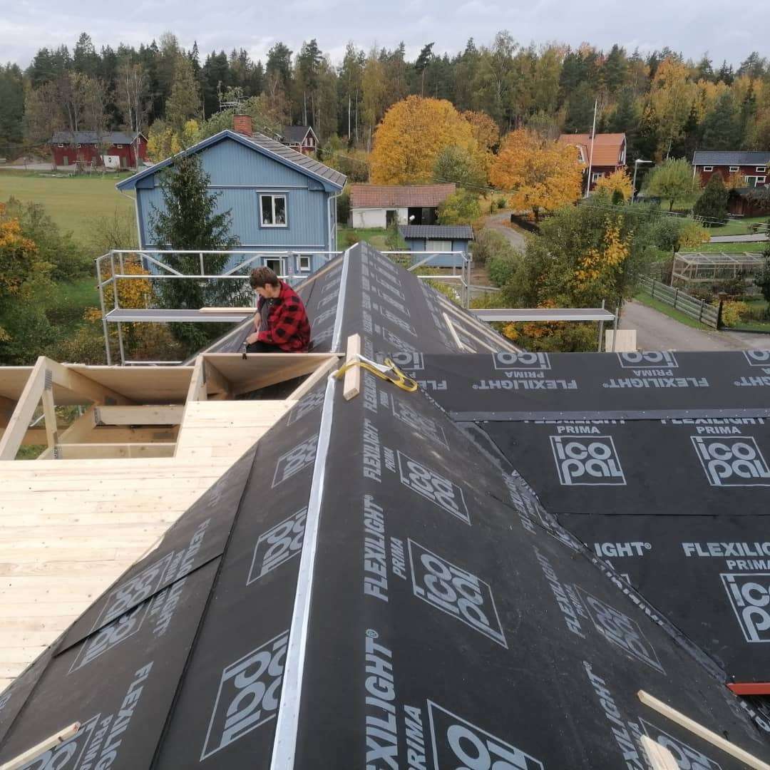 Takrenovering Sala